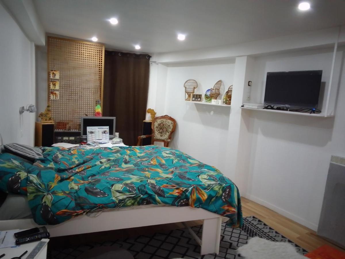 Chambre Chez L'Habitant Saint-Pierre-le-Moûtier Exteriér fotografie
